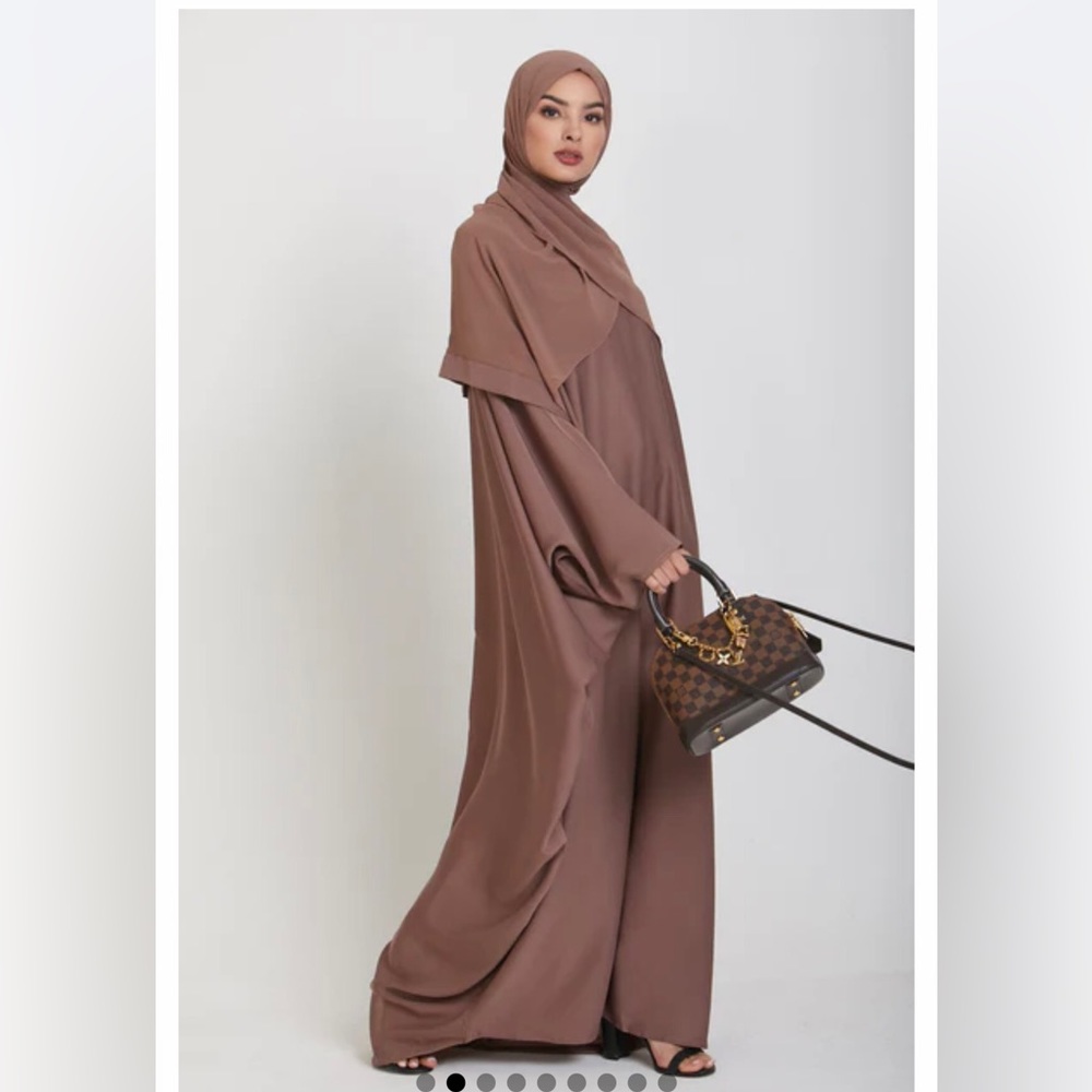 Batwing Abaya